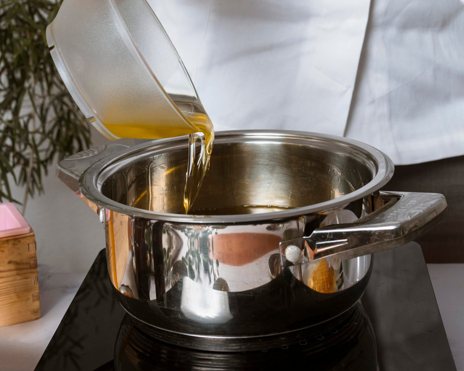 6 reasons why stainless steel cookware is a must-have in every kitchen, 