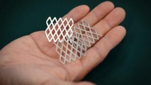 New Stainless Steel Innovation Could Transform Green Hydrogen Production From Seawater